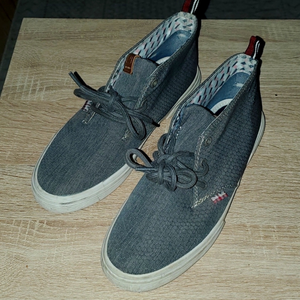 Never worn Ben Sherman  men's shoe.7.5.